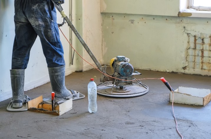 Instalación de hormigón fratasado profesional